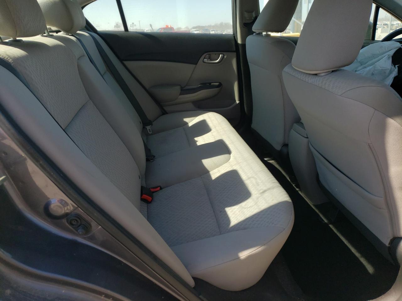 Фото 6 с аукциона – 2014 HONDA CIVIC LX с VIN 19XFB2F50EE019486