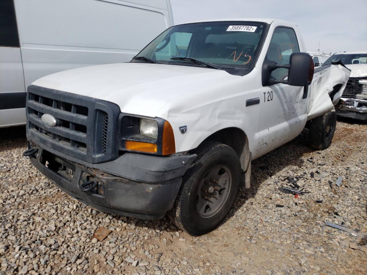 Photo 2 from auction – 2006 FORD F250 SUPER with VIN 1FTNF20YX6EC86196