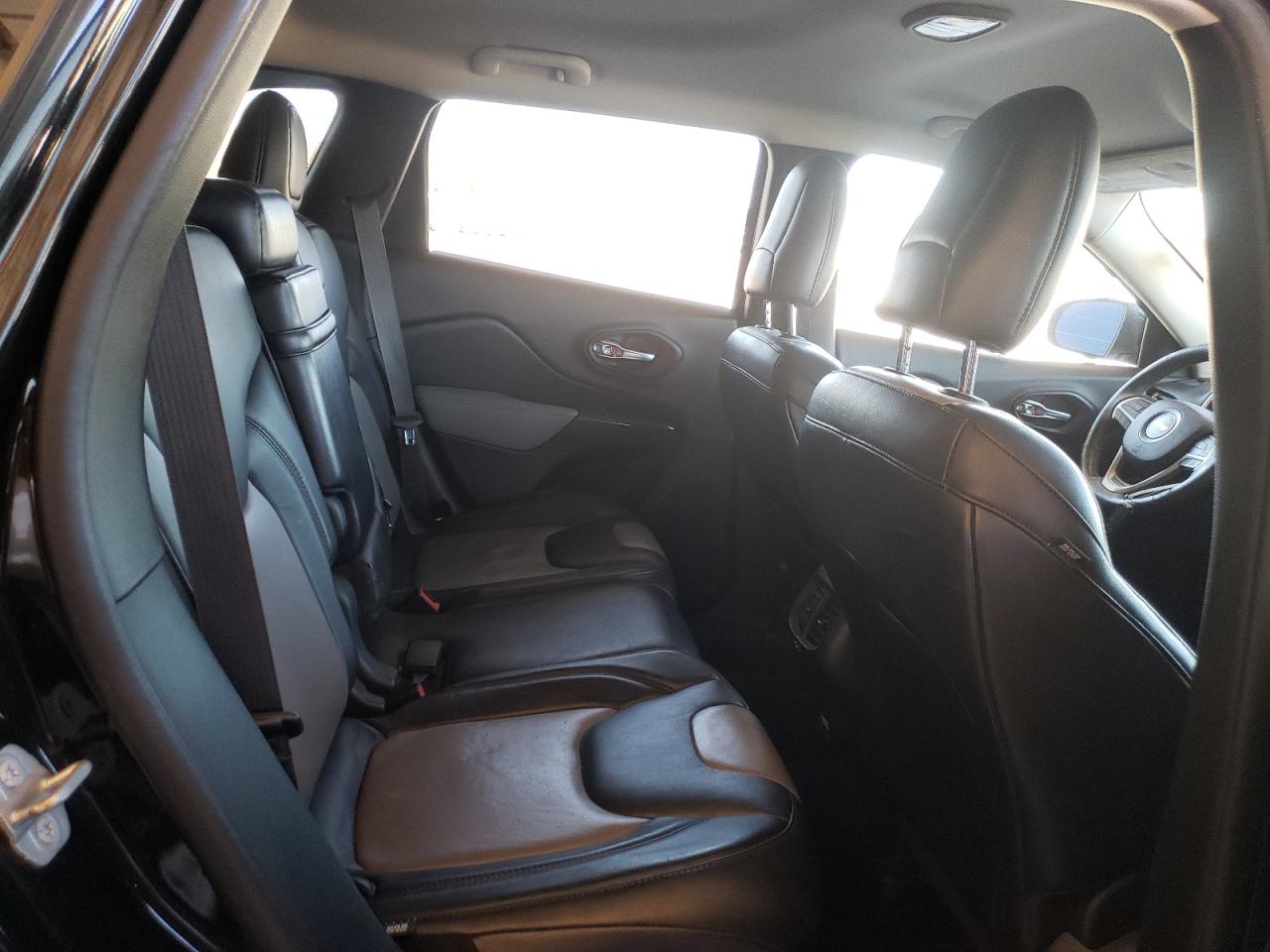 صورة رقم 6 من المزاد - 2014 JEEP CHEROKEE L مع VIN 1C4PJLDB9EW204552