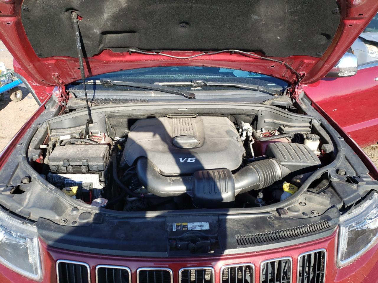 Photo 7 from auction – 2014 JEEP GRAND CHER with VIN 1C4RJFBGXEC555190