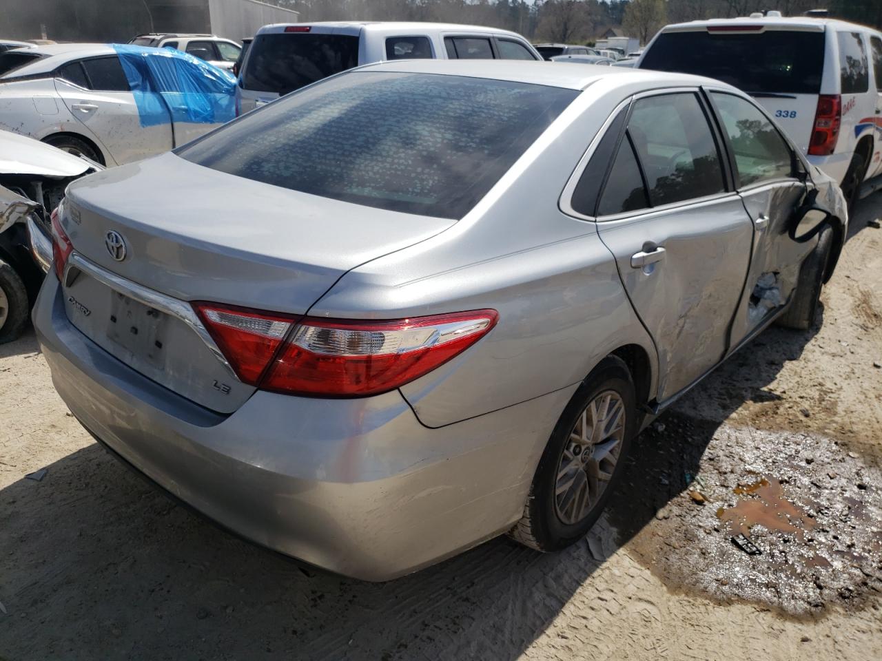 Photo 4 from auction – 2016 TOYOTA CAMRY LE with VIN 4T4BF1FK3GR534233