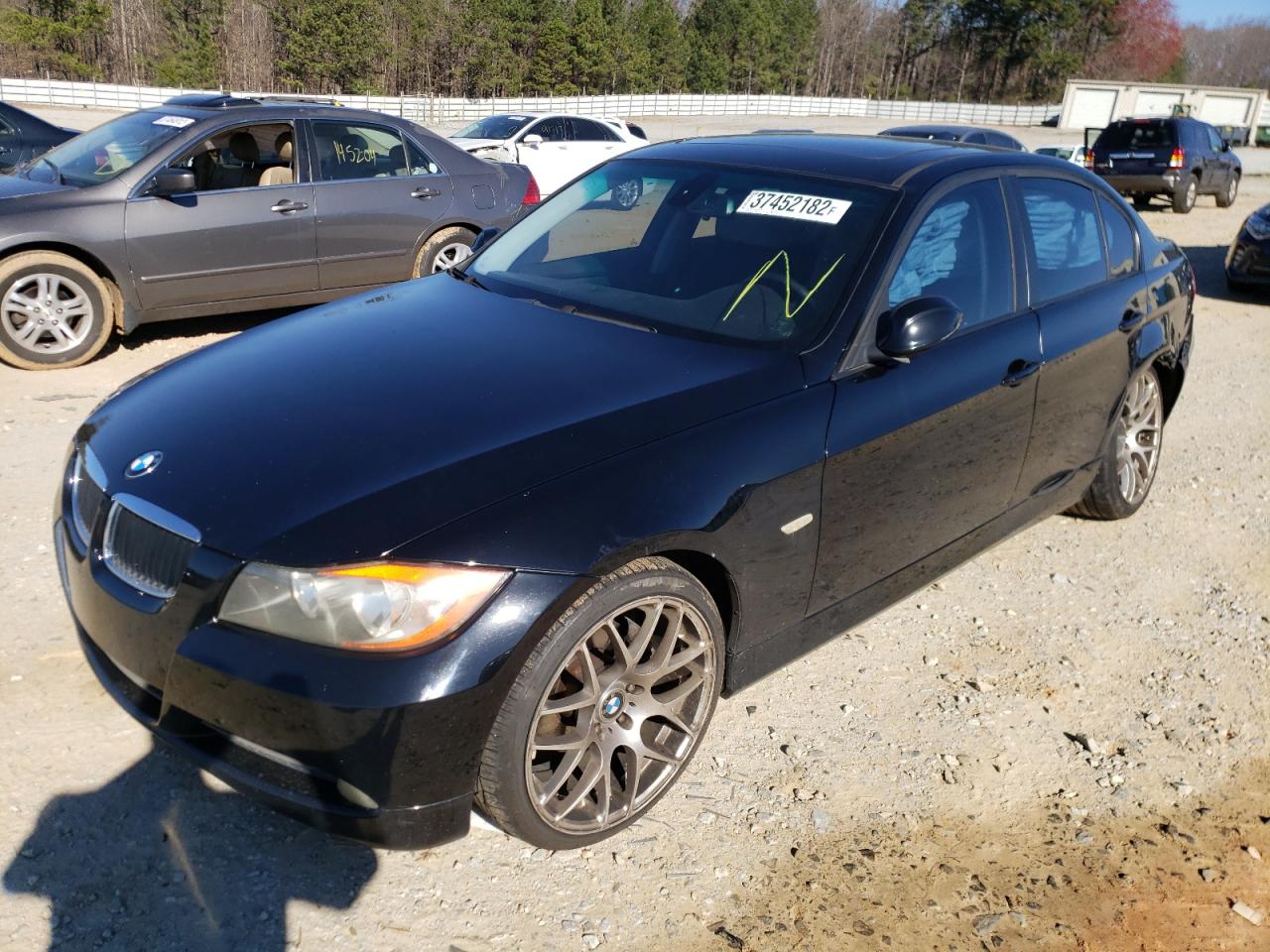 Photo 2 from auction – 2007 BMW 328 I with VIN WBAVA37537NE29975