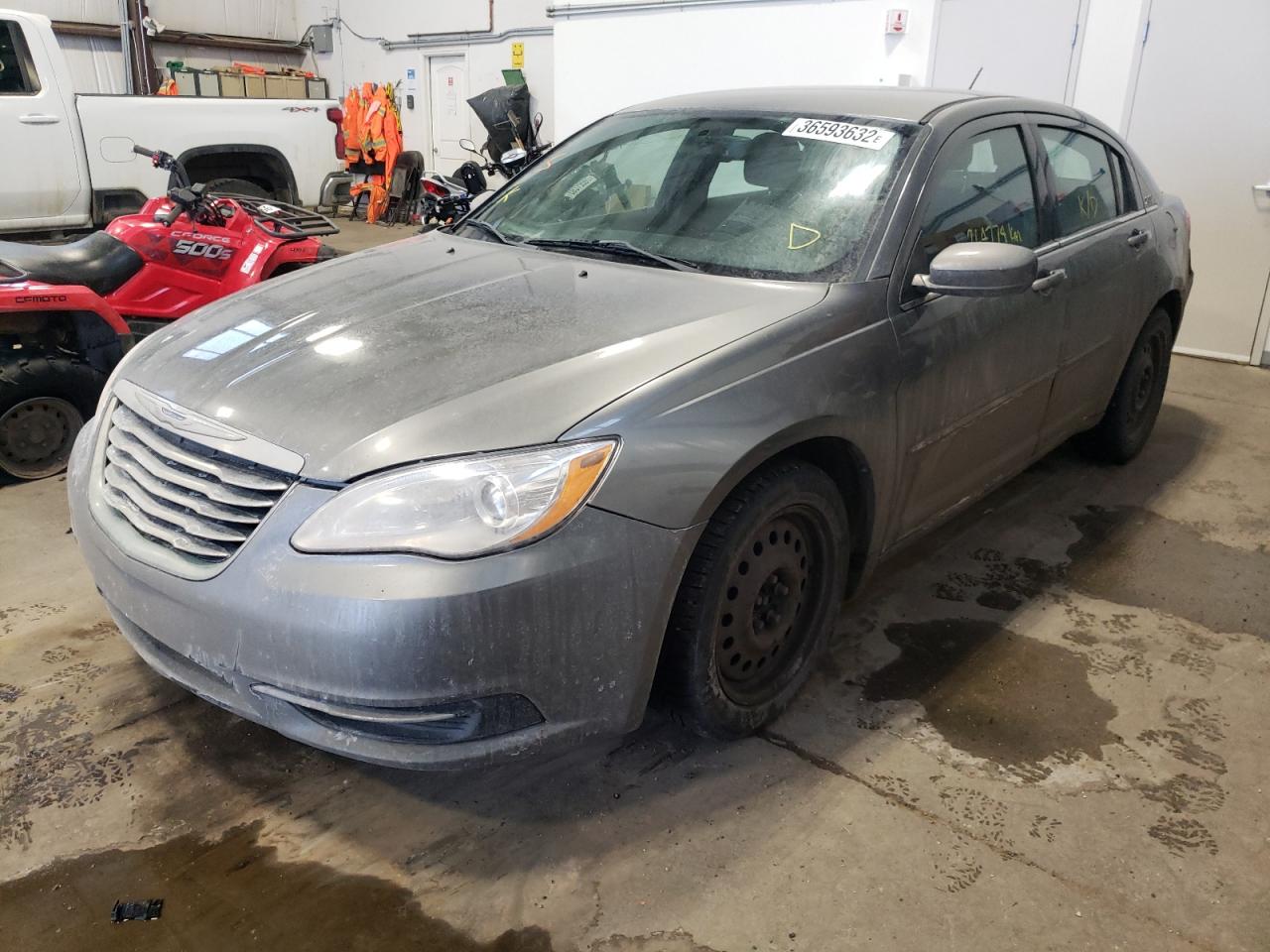 Photo 2 from auction – 2013 CHRYSLER 200 LX with VIN 1C3CCBAB8DN553055