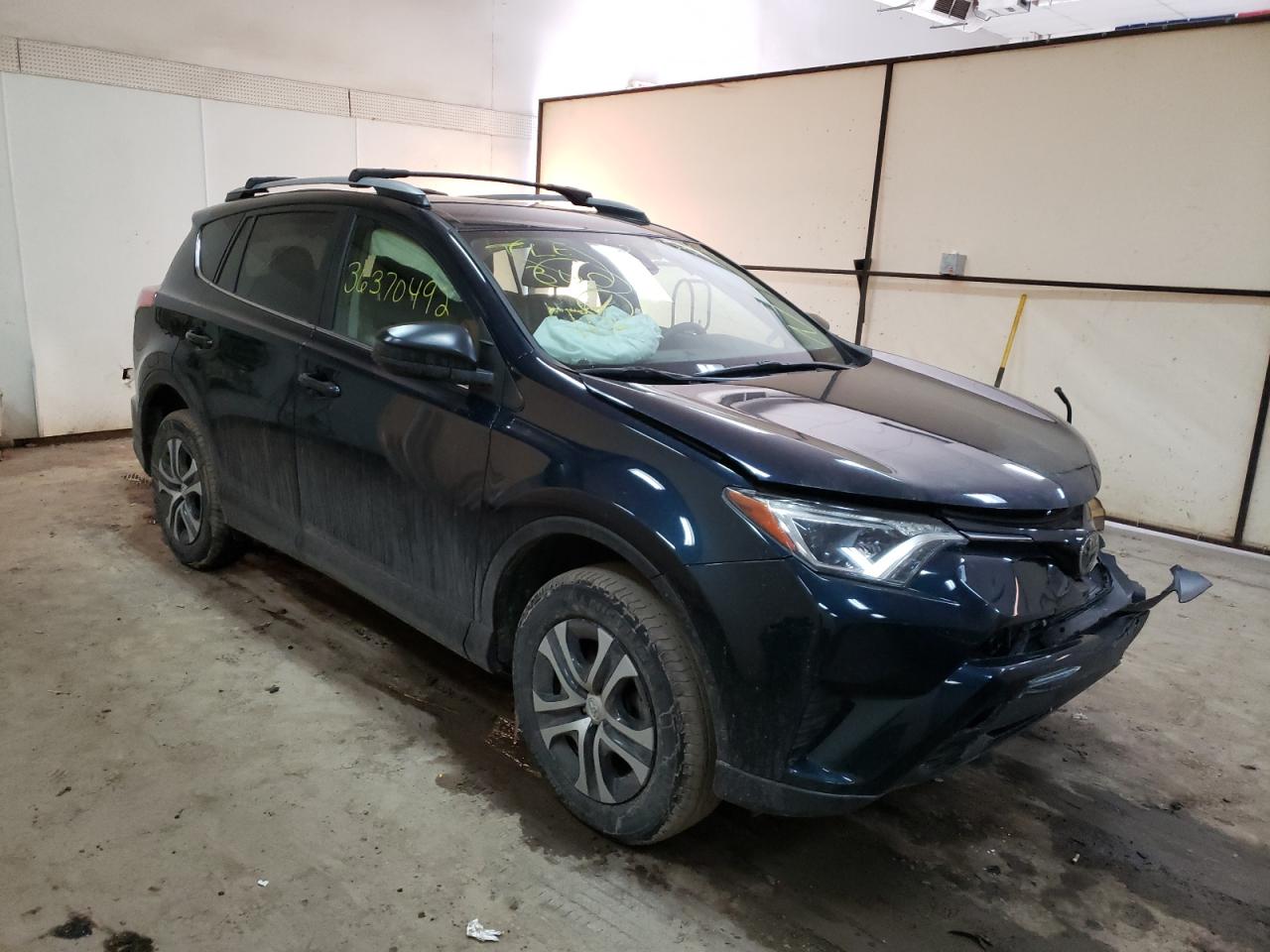 TOYOTA RAV4 LE 2018 with VIN JTMBFREV7JJ736588 - Photo from auction