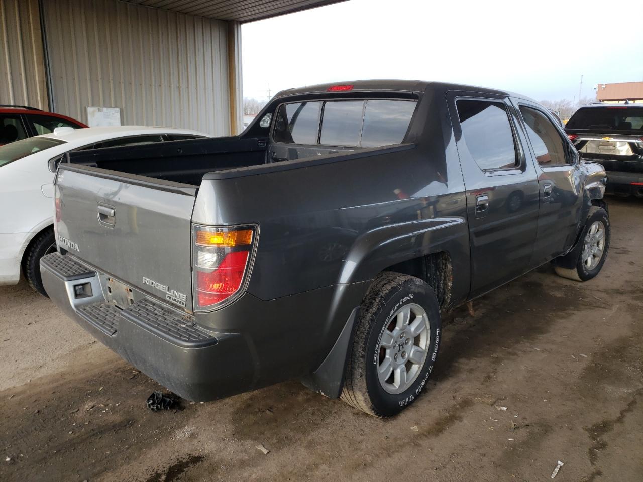 Photo 4 from auction – 2007 HONDA RIDGELINE with VIN 2HJYK16407H504515