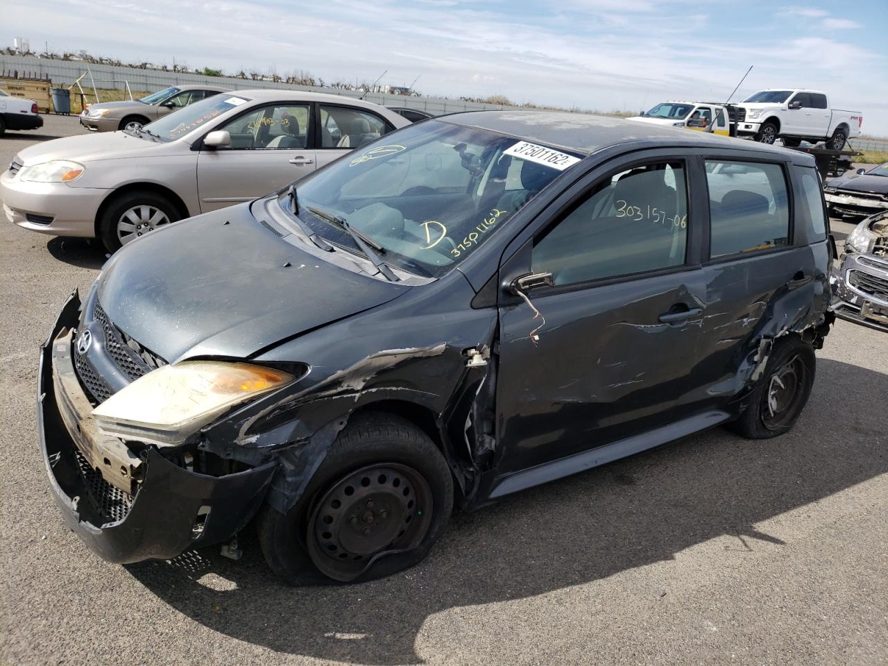 Photo 2 from auction – 2006 TOYOTA SCION XA with VIN JTKKT624X60145874