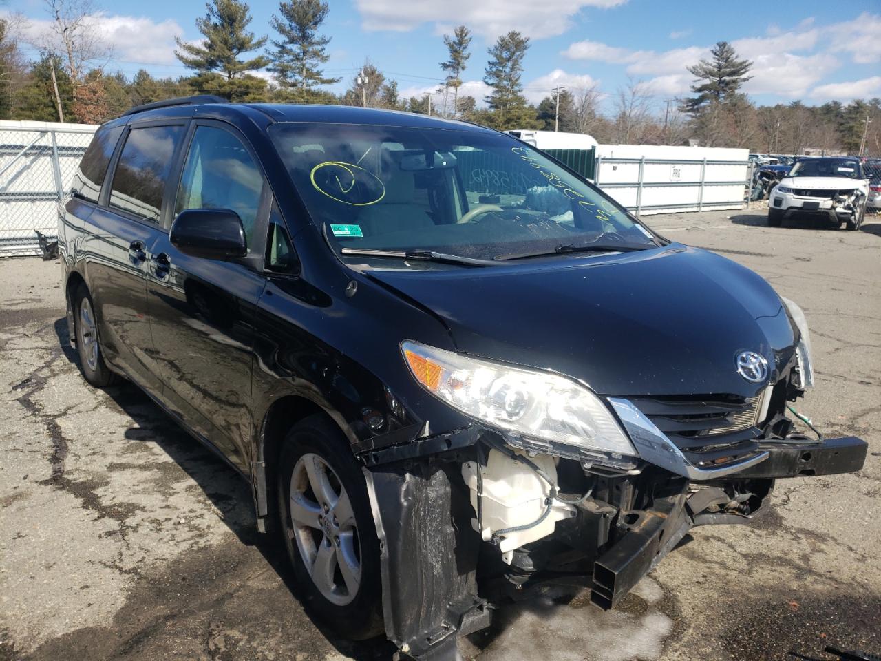 TOYOTA SIENNA LE 2012 with VIN 5TDKK3DC4CS207128 - Photo from auction