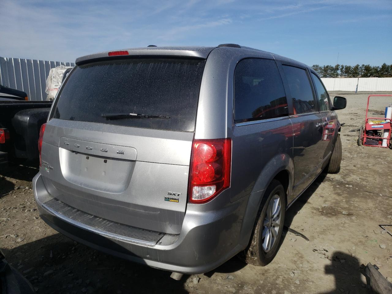 Photo 4 from auction – 2018 DODGE GRAND CARA with VIN 2C4RDGCG3JR239871