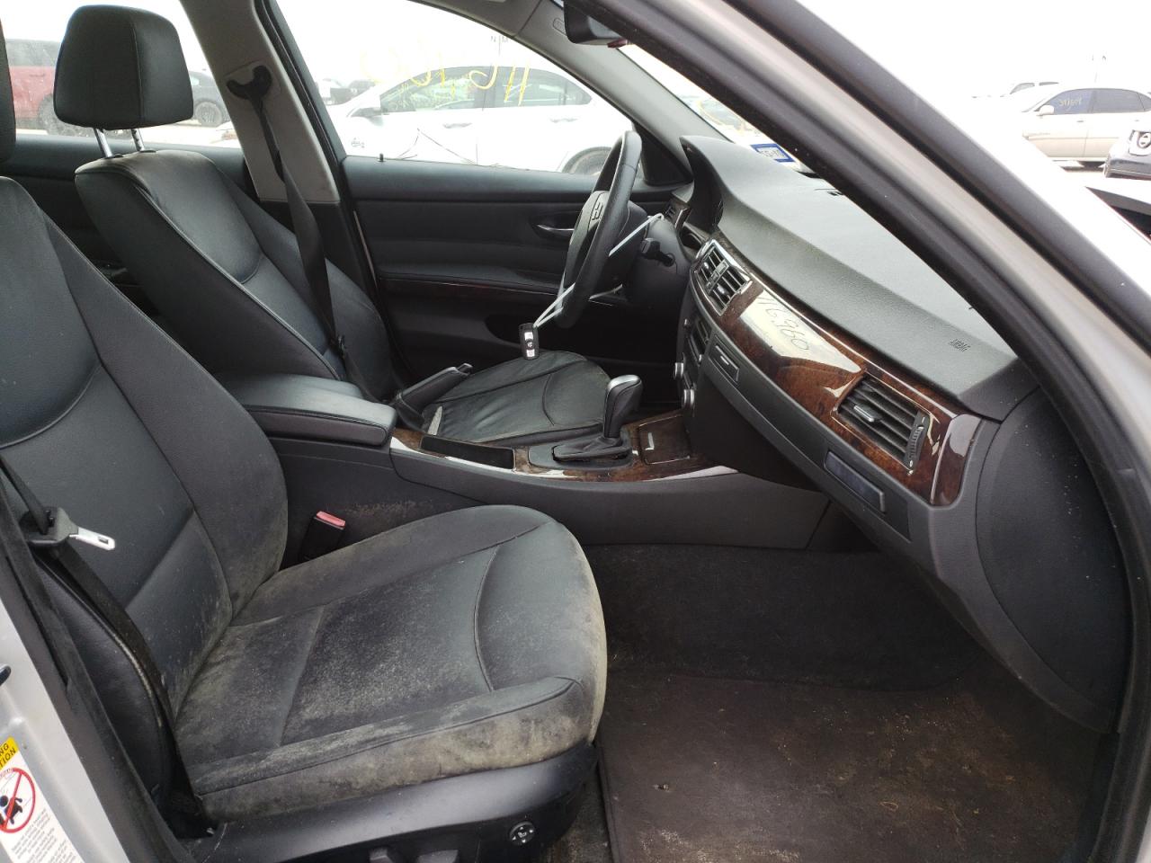 Photo 5 from auction – 2008 BMW 328 I with VIN WBAVA37588NL54544
