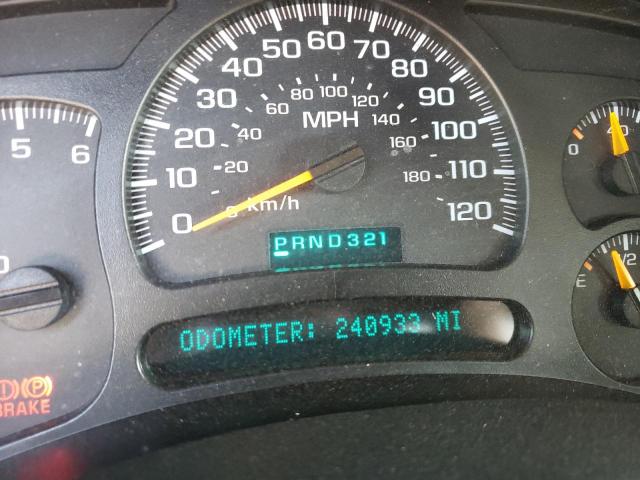 Photo 8 from auction – 2005 CHEVROLET SILVERADO with VIN 2GCEC19V351264620