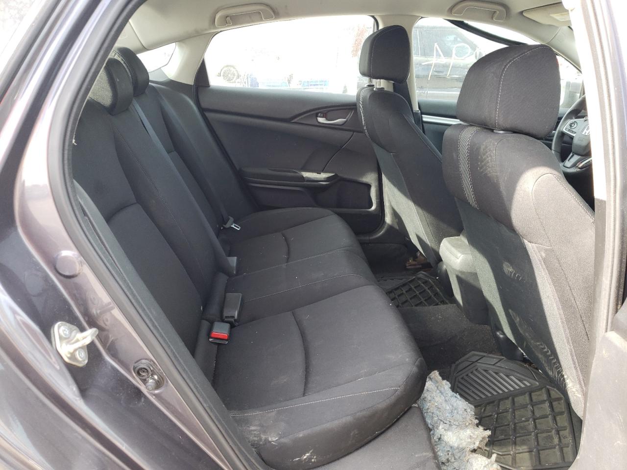 Photo 6 from auction – 2016 HONDA CIVIC LX with VIN 19XFC2F53GE067239