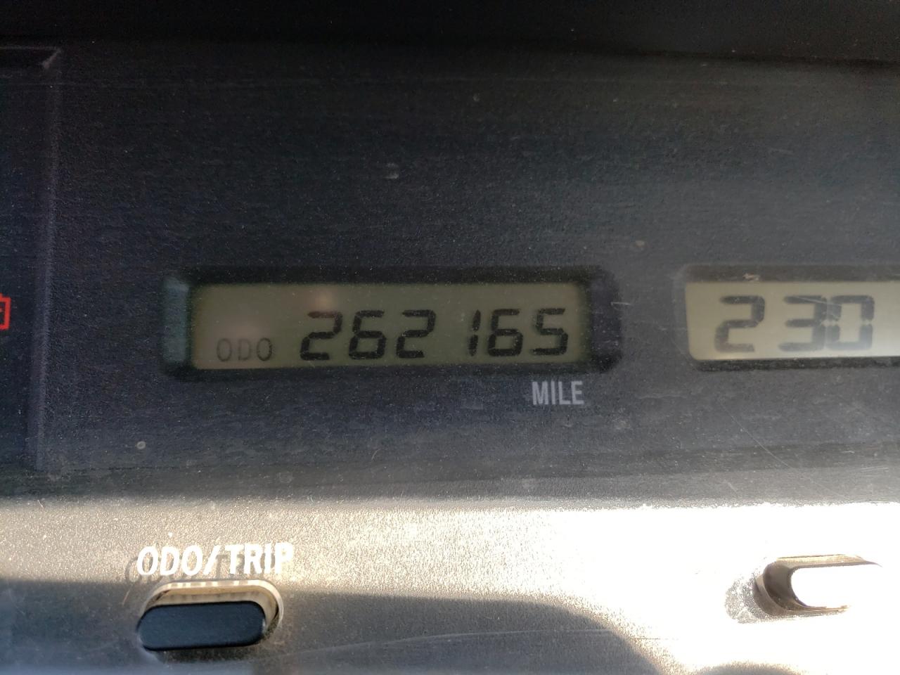 Photo 8 from auction – 2000 TOYOTA AVALON XL with VIN 4T1BF28B4YU024309