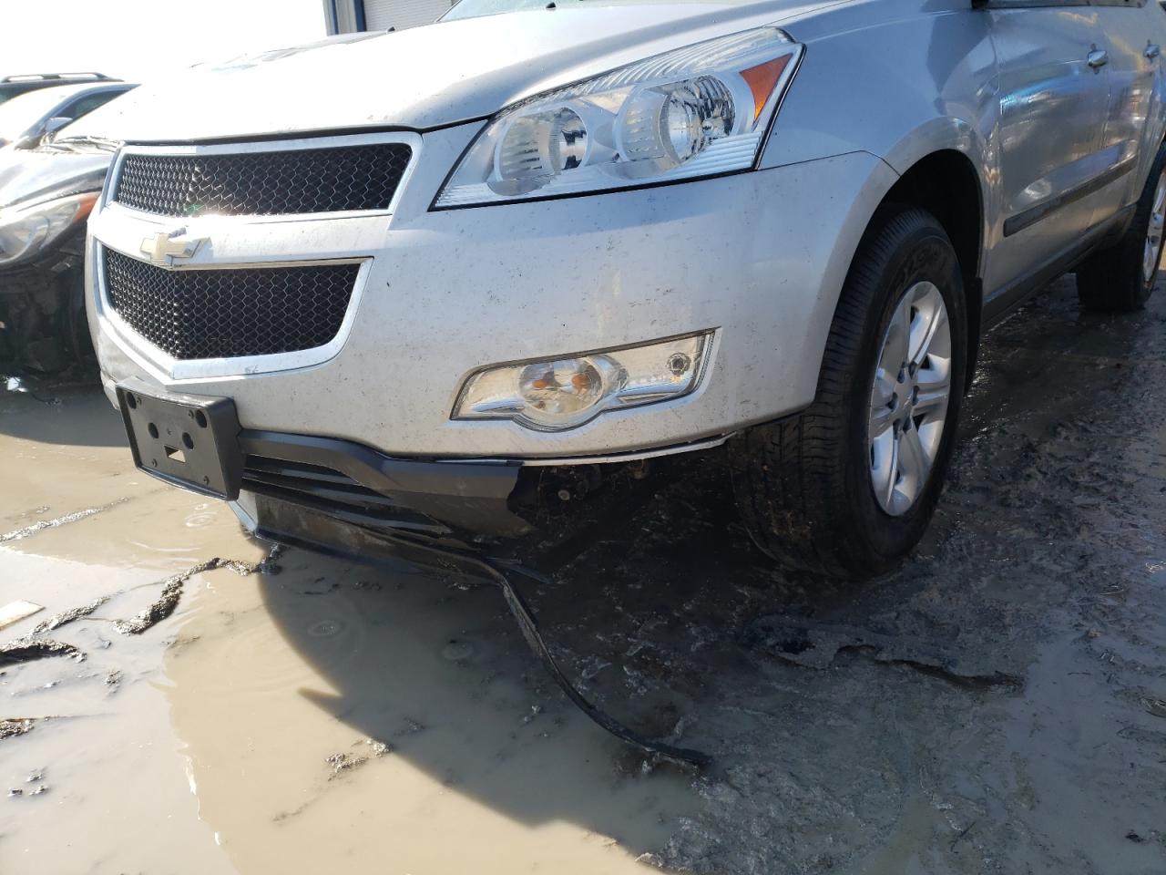 Photo 9 from auction – 2012 CHEVROLET TRAVERSE L with VIN 1GNKREED9CJ375737