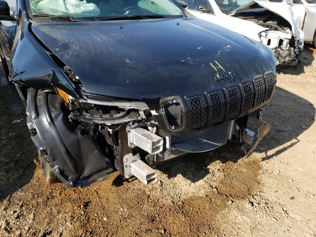 Photo 9 from auction – 2019 JEEP CHEROKEE L with VIN 1C4PJMLB4KD293218