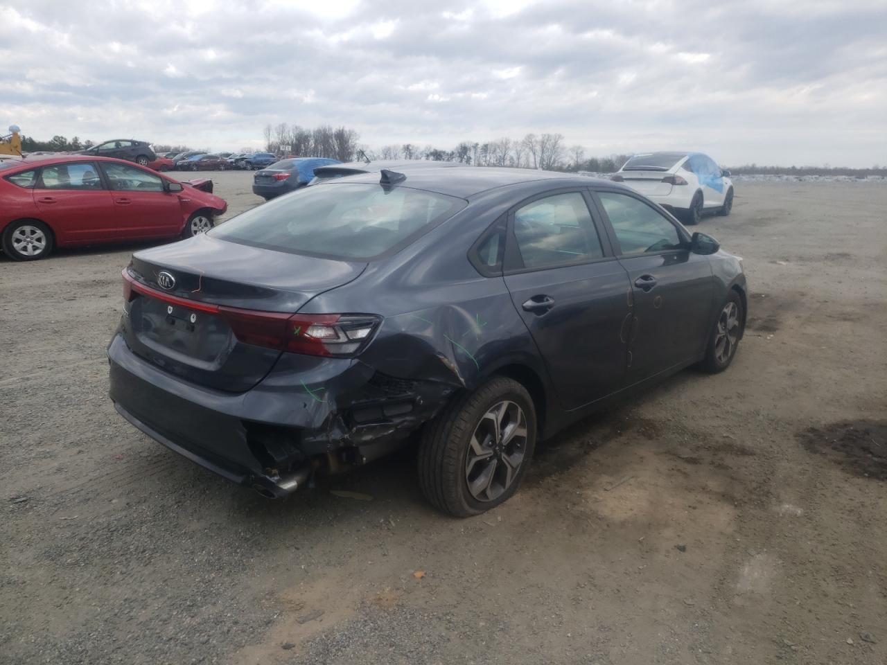 Photo 4 from auction – 2019 KIA FORTE FE with VIN 3KPF24AD7KE135709