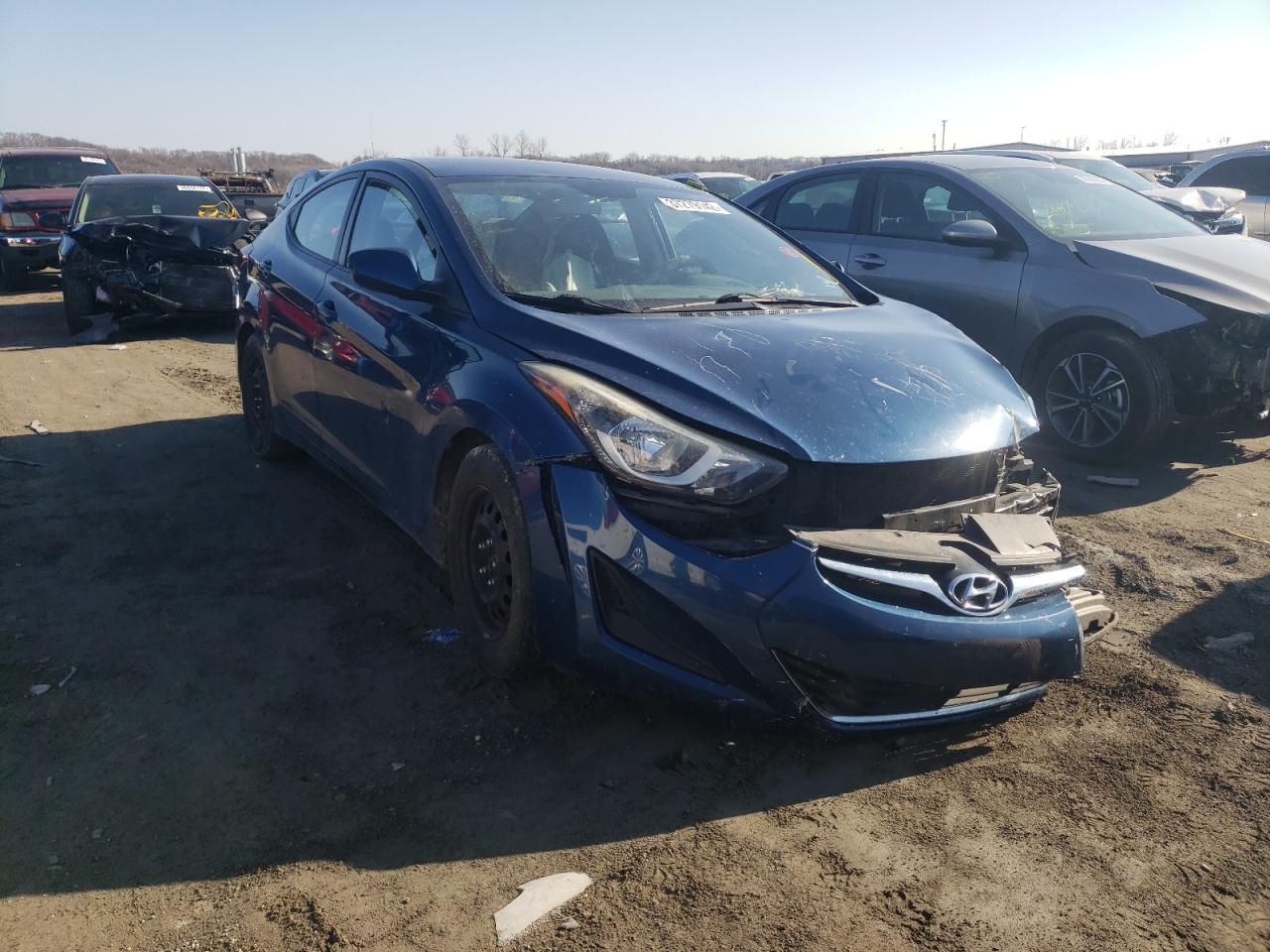 HYUNDAI ELANTRA SE 2016 with VIN KMHDH4AE7GU514616 - Photo from auction