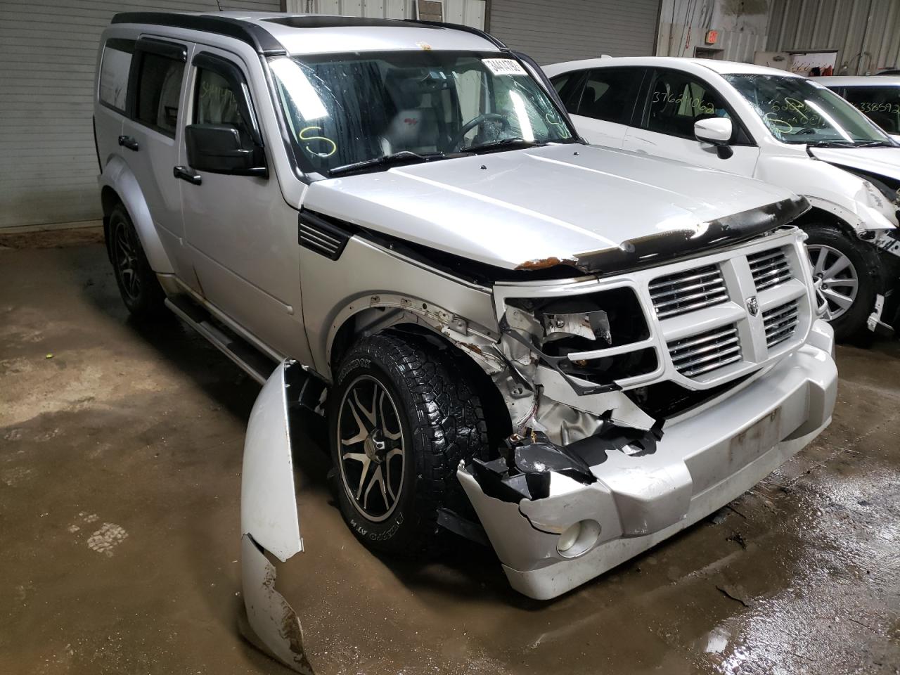 DODGE NITRO R/T 2008 with VIN 1D8GU586X8W102196 - Photo from auction