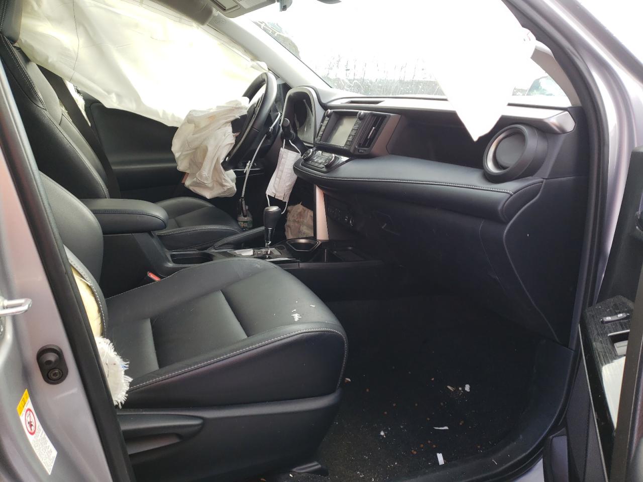 Photo 5 from auction – 2018 TOYOTA RAV4 HV LI with VIN JTMDJREV4JD200090