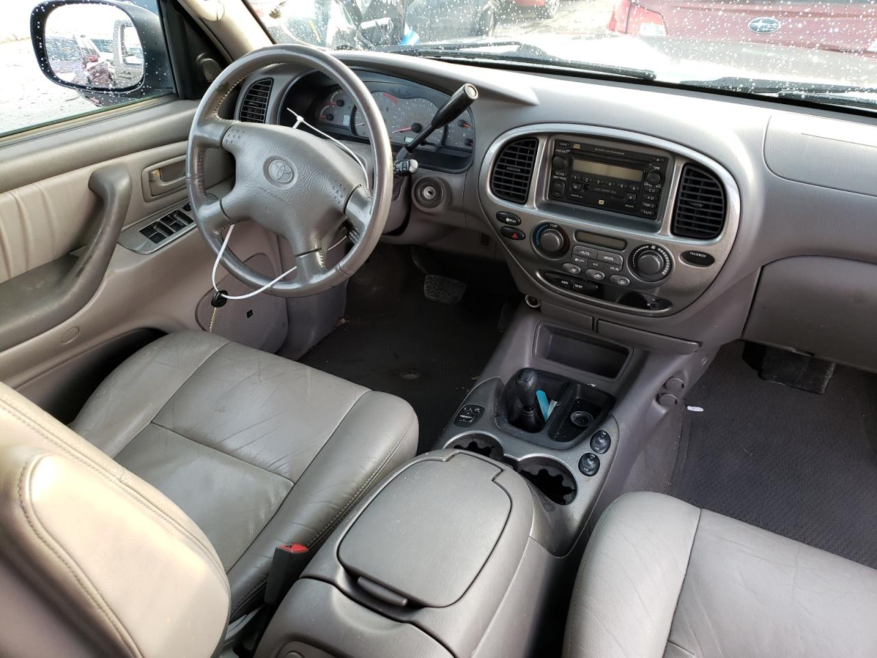 Photo 9 from auction – 2001 TOYOTA SEQUOIA LI with VIN 5TDBT48A81S038997
