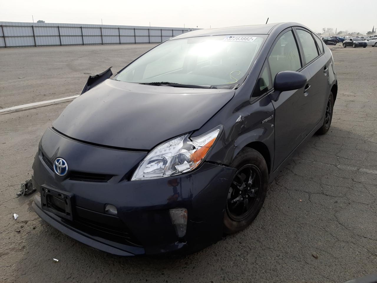 Photo 2 from auction – 2015 TOYOTA PRIUS with VIN JTDKN3DU3F0476955