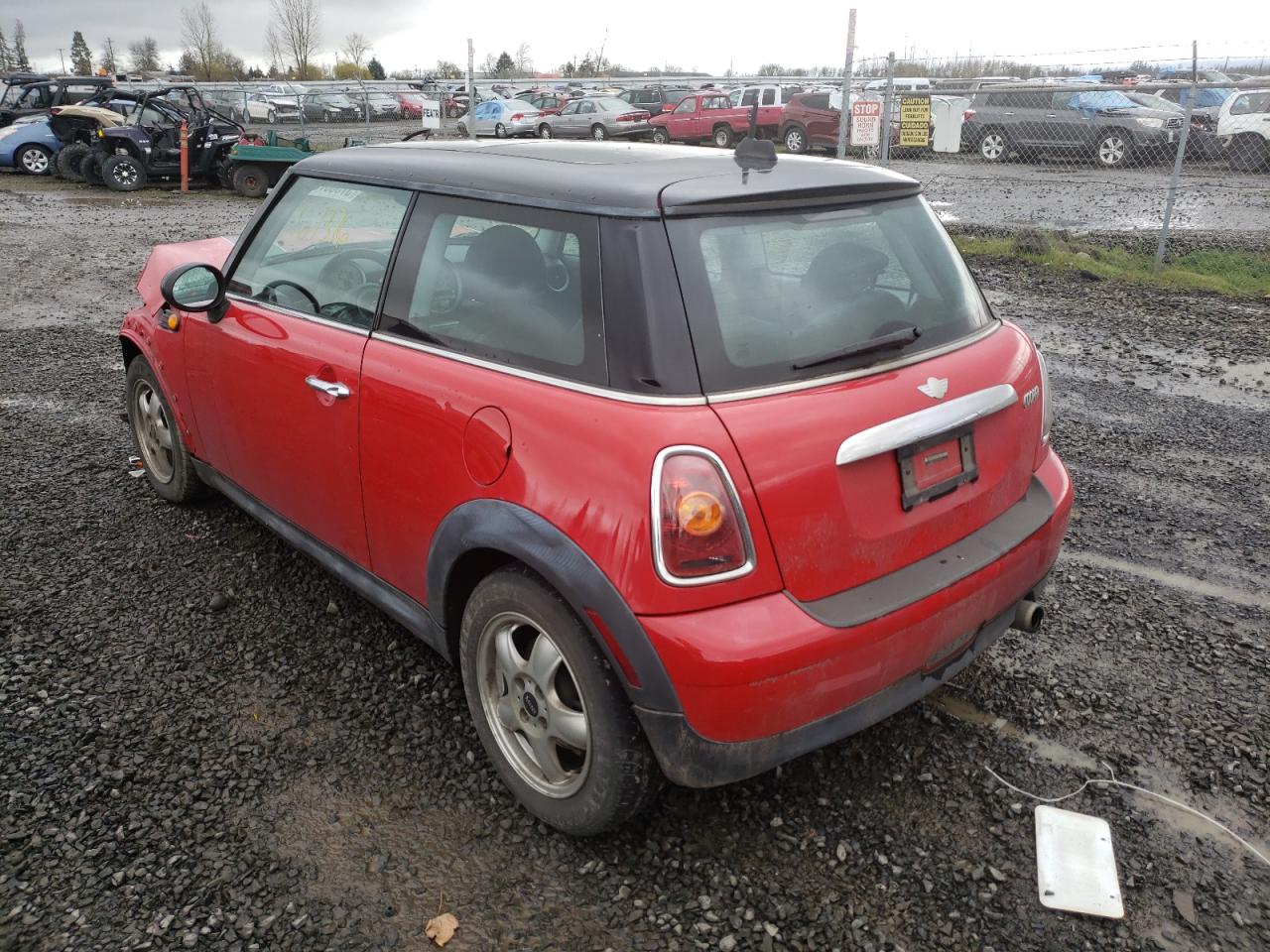 Photo 3 from auction – 2007 MINI COOPER with VIN WMWMF33587TT54976