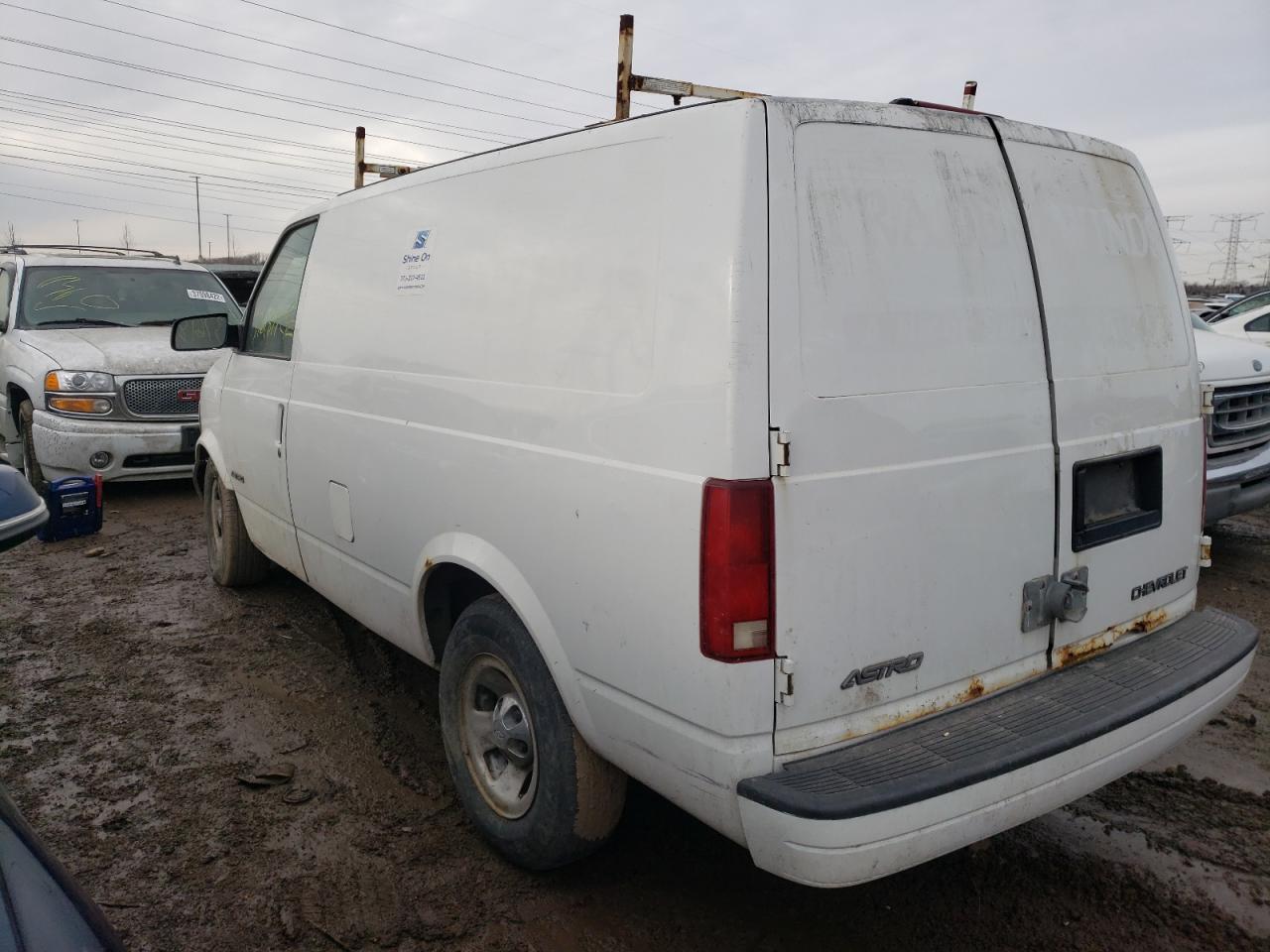 Photo 3 from auction – 2000 CHEVROLET ASTRO VAN with VIN 1GCDM19X32B111208