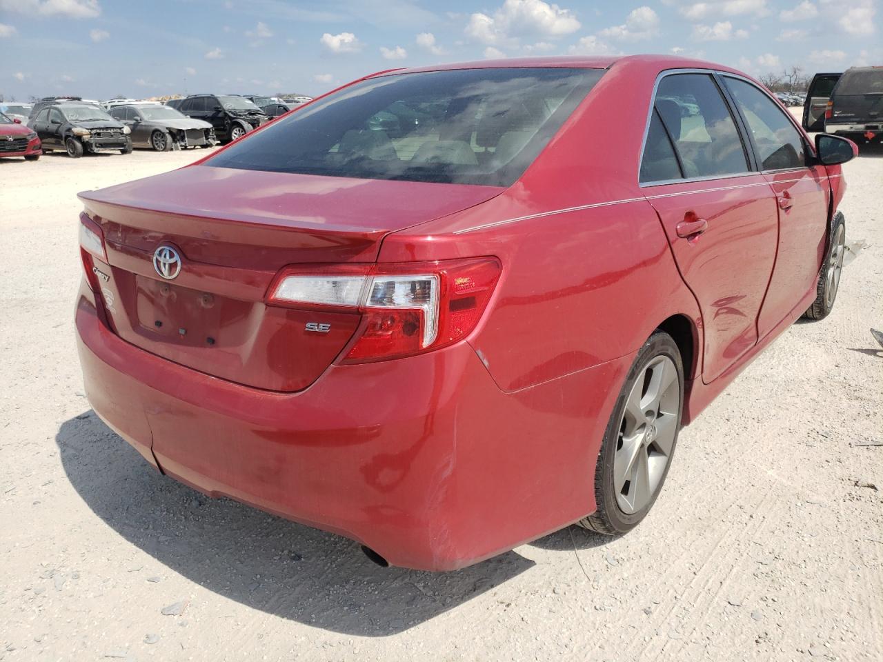 Photo 4 from auction – 2014 TOYOTA CAMRY L with VIN 4T1BF1FKXEU778615