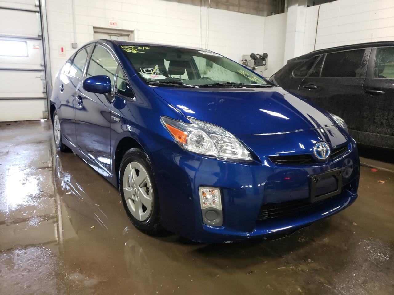TOYOTA PRIUS 2011 with VIN JTDKN3DUXB0313259 - Photo from auction