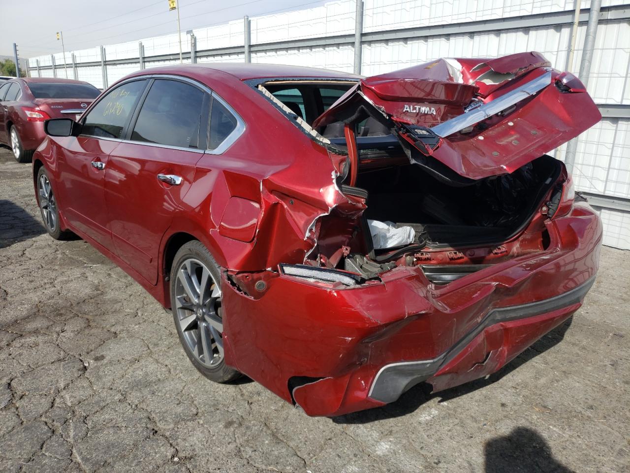 Photo 3 from auction – 2017 NISSAN ALTIMA 2.5 with VIN 1N4AL3AP9HC261815