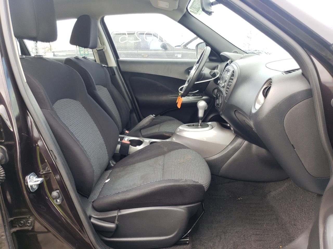 Photo 5 from auction – 2015 NISSAN JUKE S with VIN JN8AF5MV0FT553538