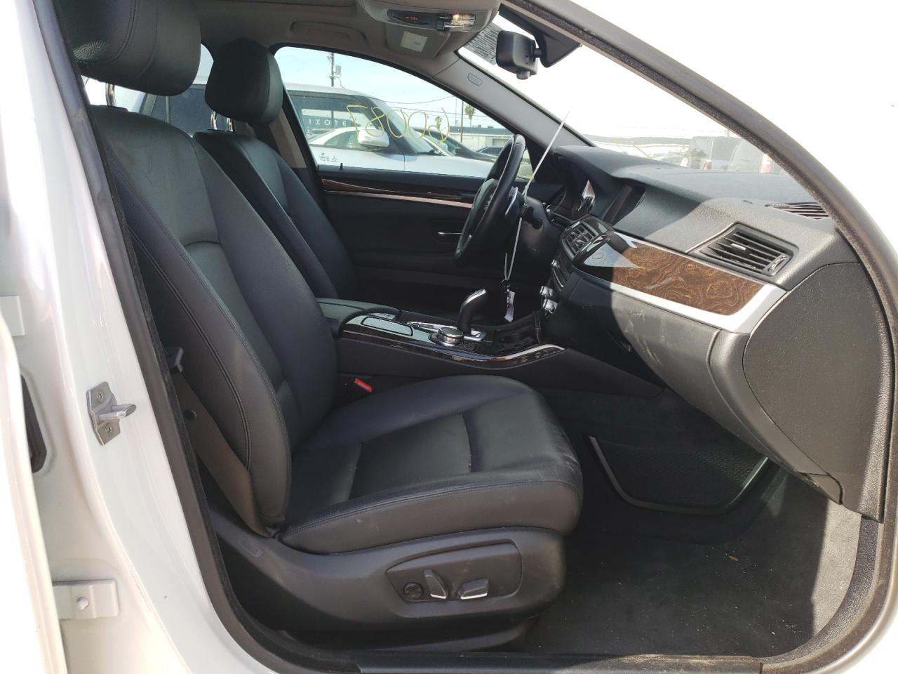 Zdjęcie 5 z aukcji – 2016 BMW 535 I z VIN WBA5B1C58GG554219