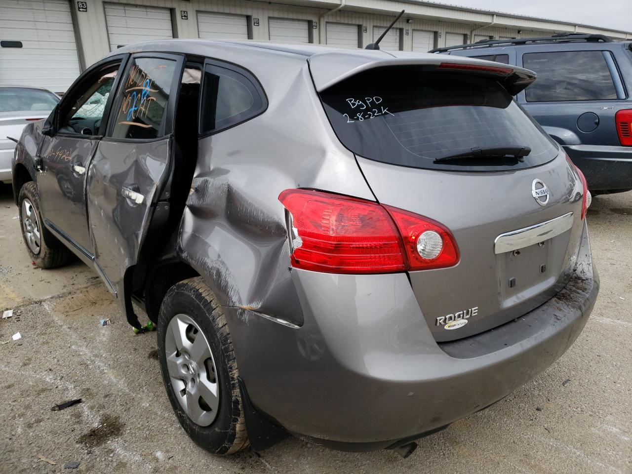 Photo 3 from auction – 2013 NISSAN ROGUE S with VIN JN8AS5MT9DW039984