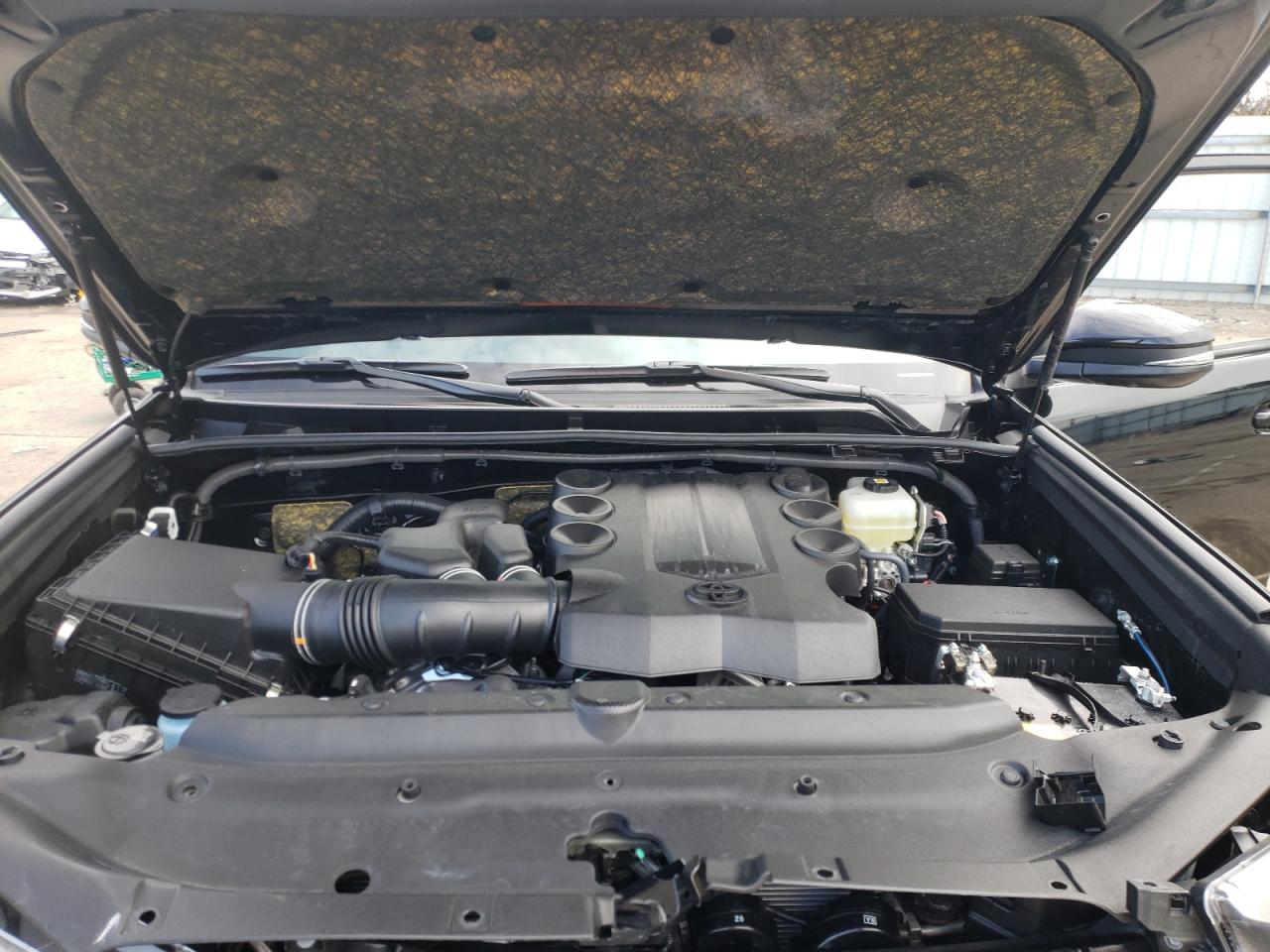 Photo 7 from auction – 2022 TOYOTA 4RUNNER SR with VIN JTESU5JR0N5991827