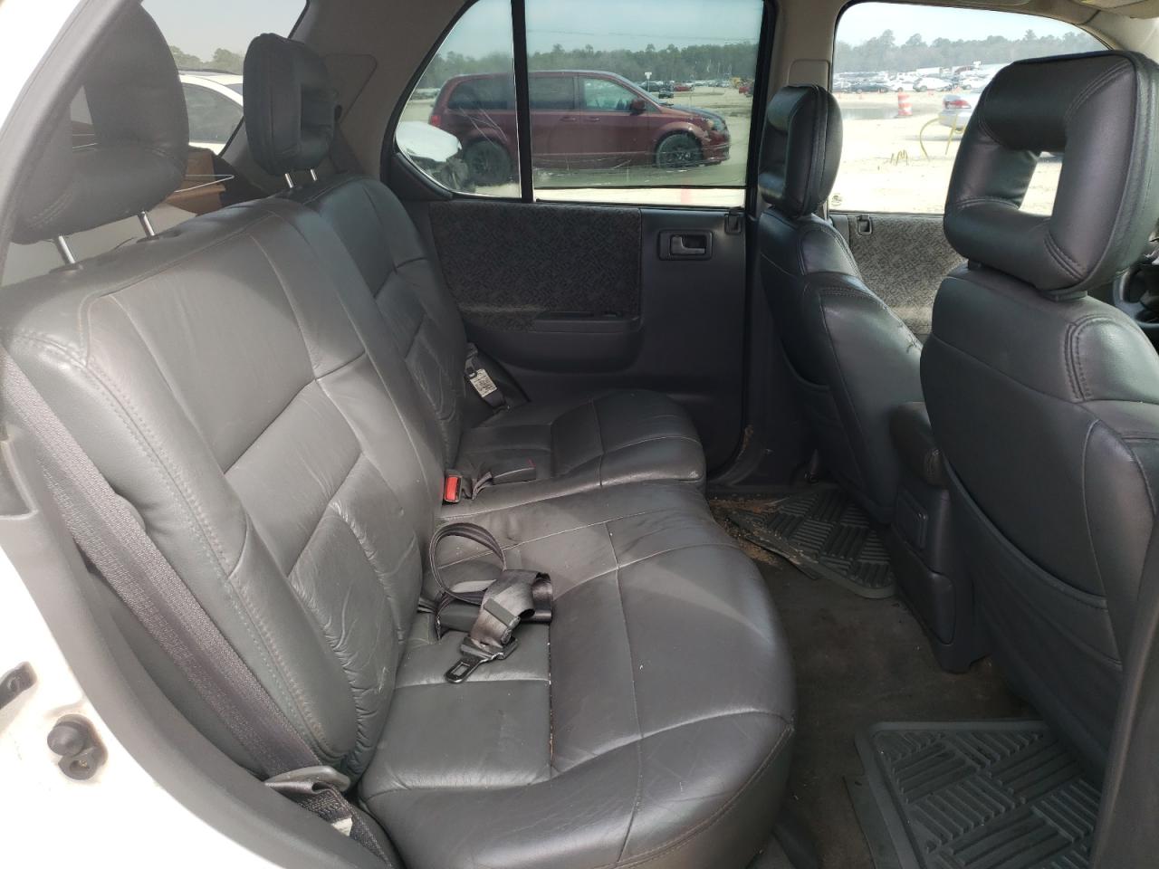 Photo 6 from auction – 2000 ISUZU RODEO S with VIN 4S2CK58W4Y4355291