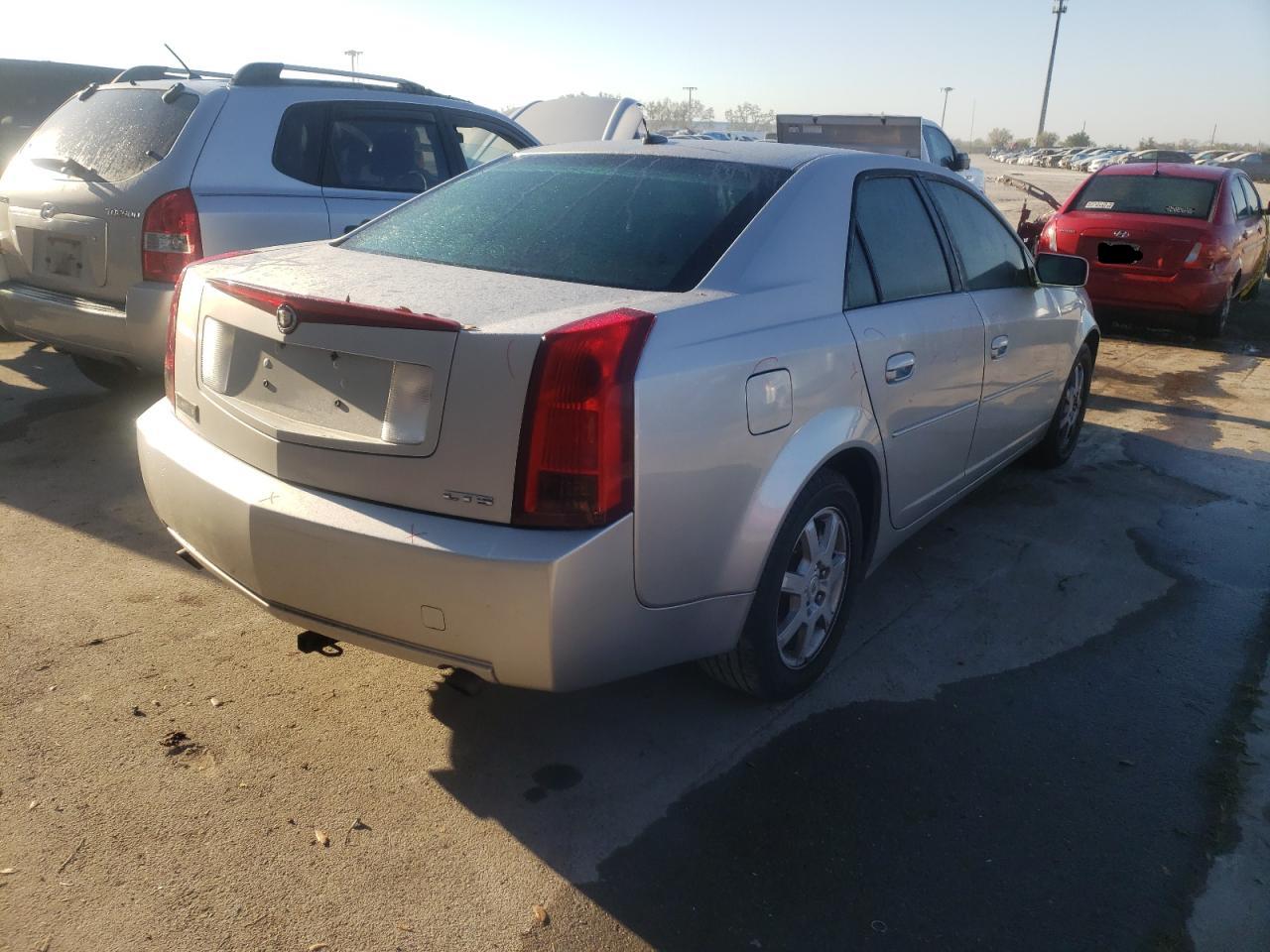 Photo 4 from auction – 2005 CADILLAC CTS HI FEA with VIN 1G6DP567450178437