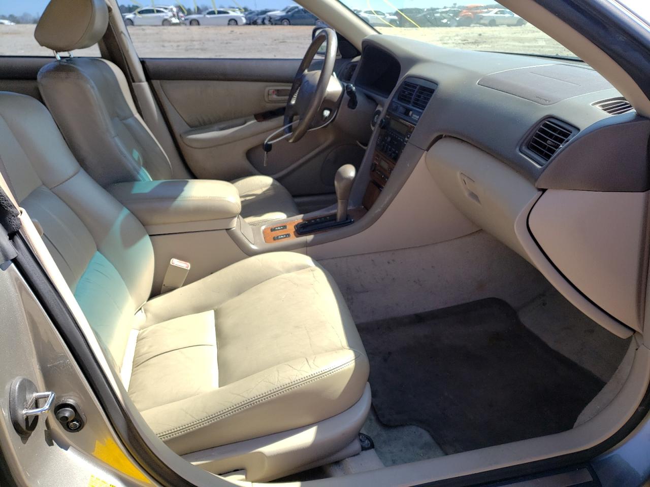 Фото 5 с аукциона – 2000 LEXUS ES 300 с VIN JT8BF28G7Y0281583