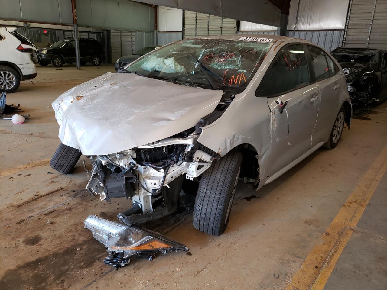 Photo 2 from auction – 2021 TOYOTA COROLLA LE with VIN 5YFEPMAE8MP211932