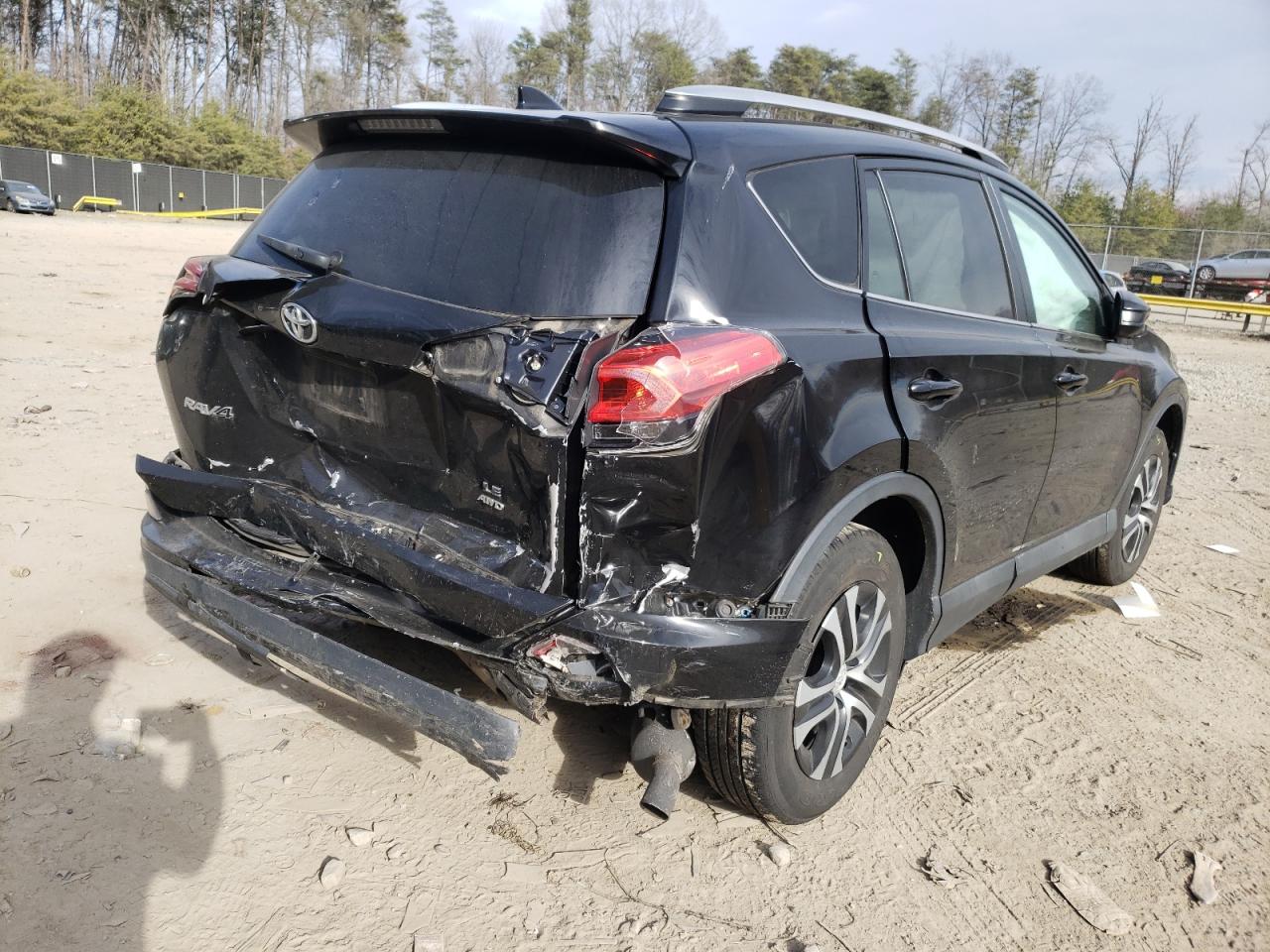Photo 4 from auction – 2016 TOYOTA RAV4 LE with VIN 2T3BFREV7GW456647