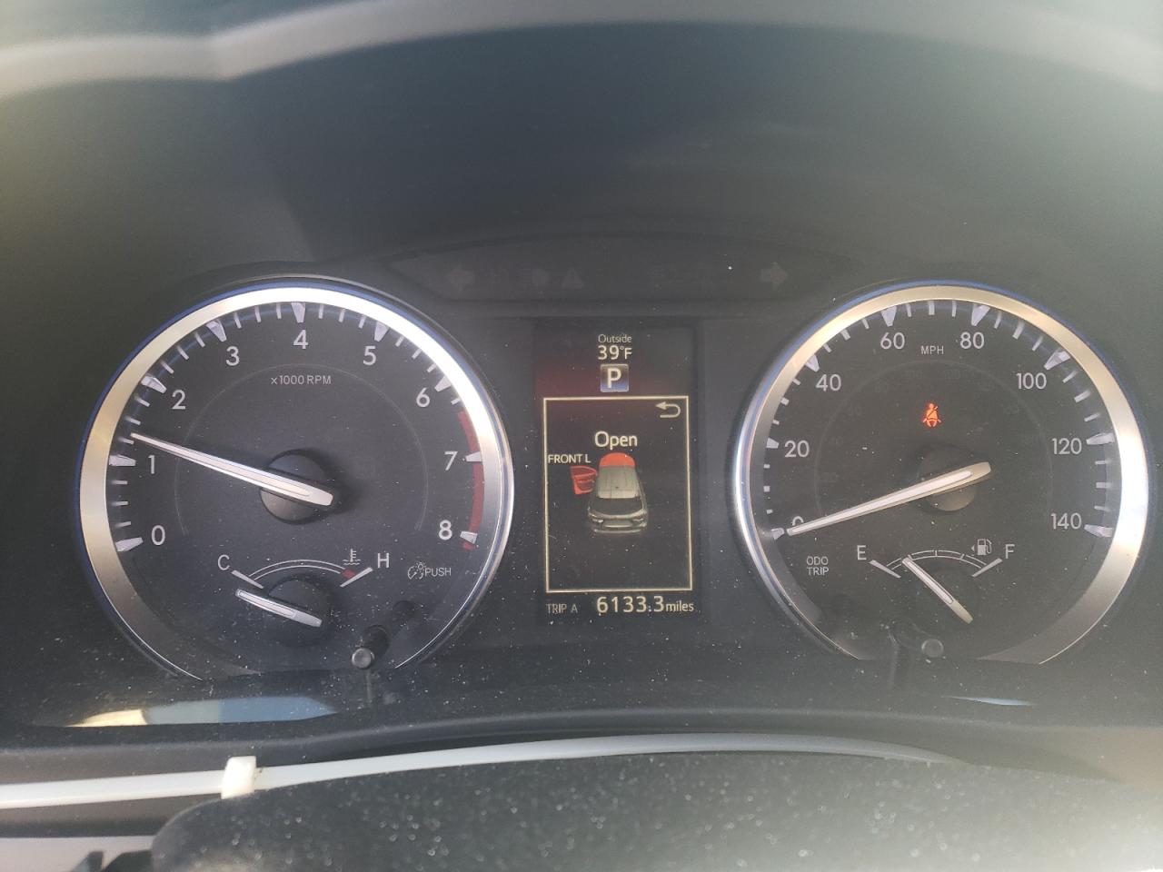 Photo 8 from auction – 2016 TOYOTA HIGHLANDER with VIN 5TDJKRFH6GS352720