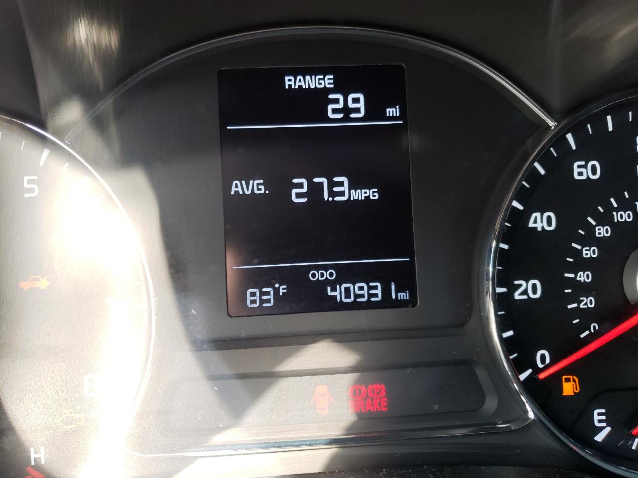 Photo 8 from auction – 2018 KIA FORTE LX with VIN 3KPFK4A79JE174987