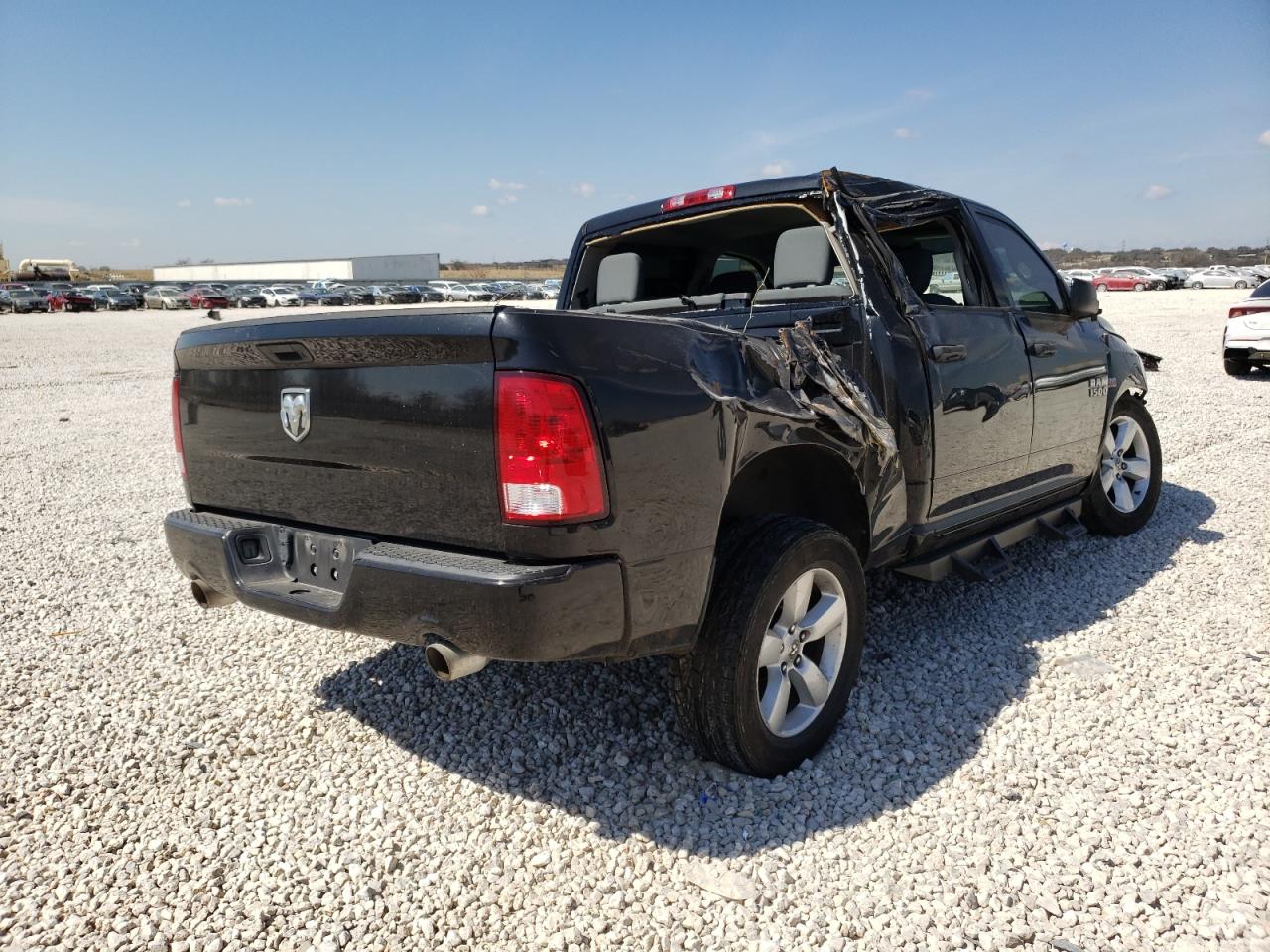 Photo 4 from auction – 2016 RAM 1500 ST with VIN 3C6RR6KT3GG158272