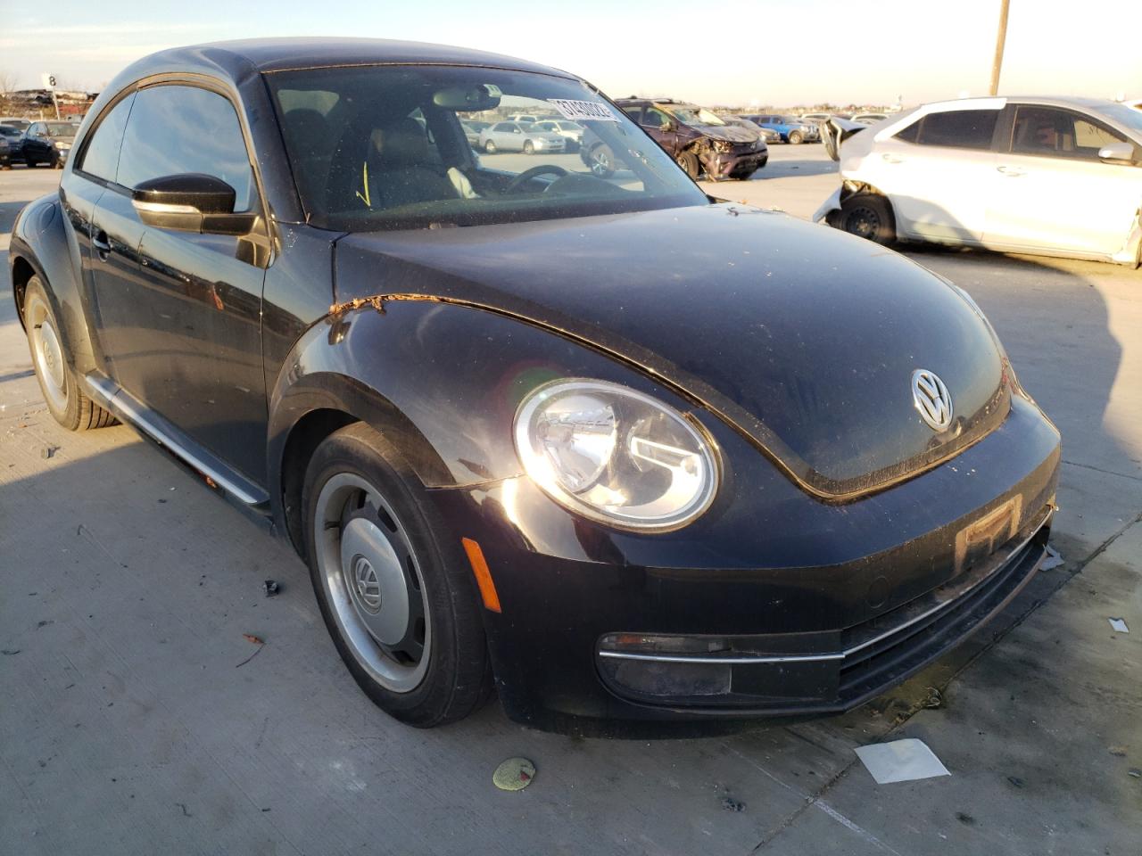 VOLKSWAGEN BEETLE 2013 with VIN 3VWJX7ATXDM607041 - Photo from auction