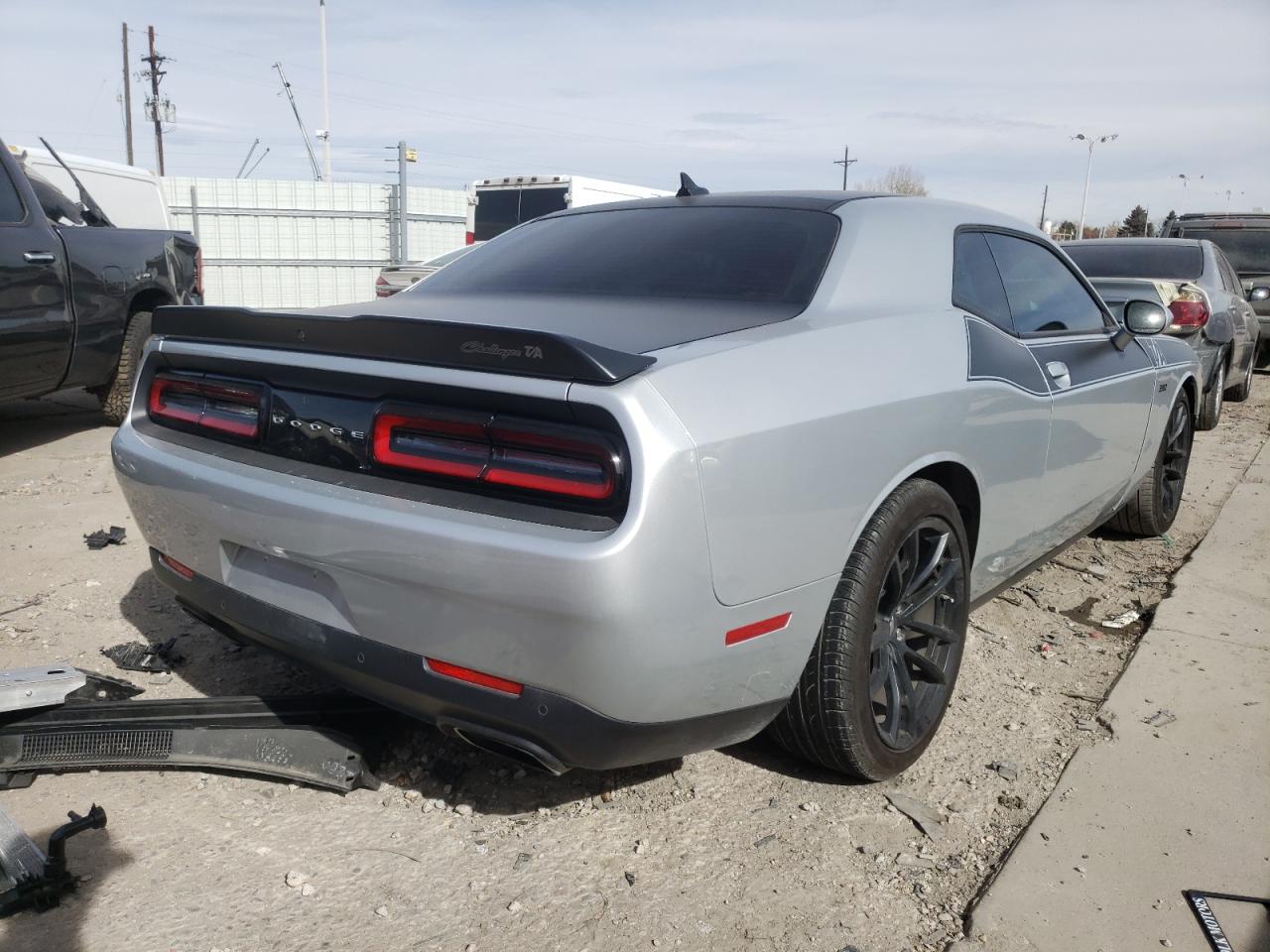Photo 4 from auction – 2019 DODGE CHALLENGER with VIN 2C3CDZFJ7KH741545