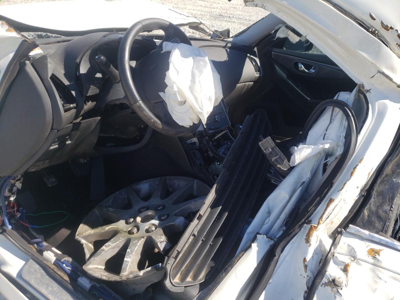 Photo 5 from auction – 2015 INFINITI Q50 BASE with VIN JN1BV7AP5FM340196