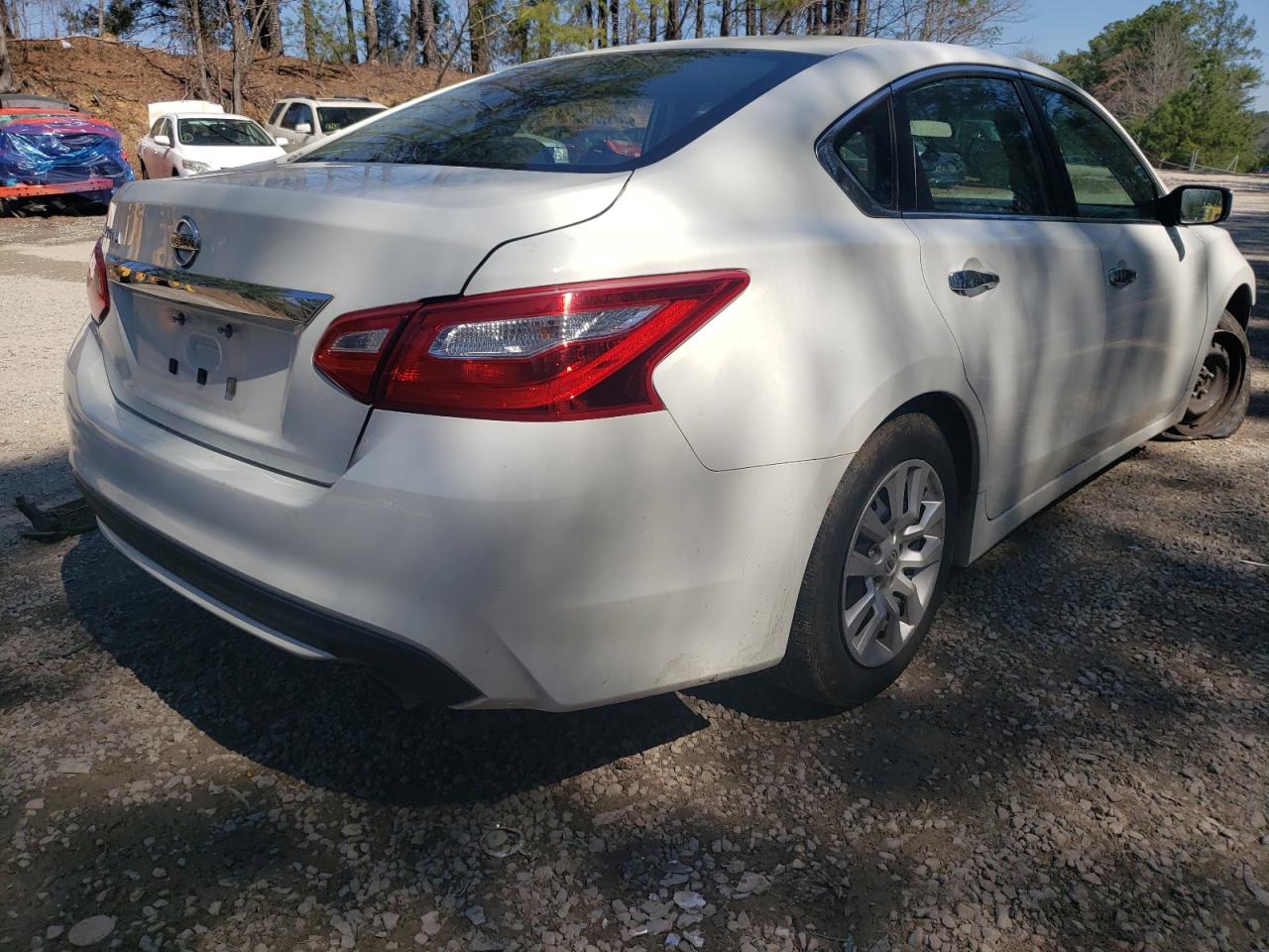 Photo 4 from auction – 2016 NISSAN ALTIMA 2.5 with VIN 1N4AL3APXGN340767
