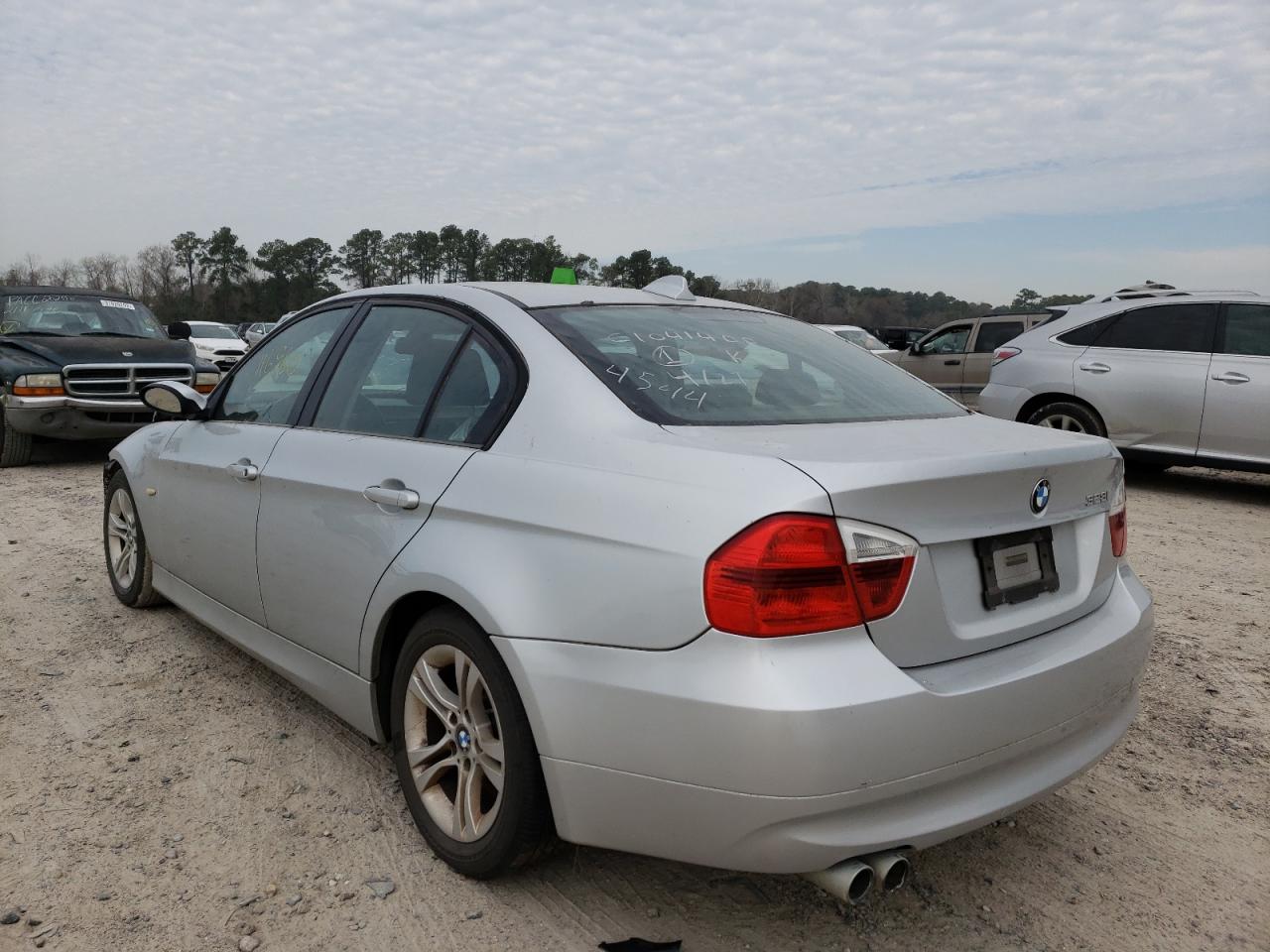 Photo 3 from auction – 2008 BMW 328 I with VIN WBAVA37588NL54544