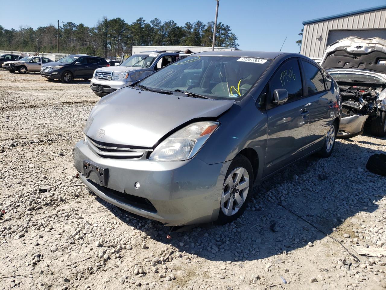 Photo 2 from auction – 2004 TOYOTA PRIUS with VIN JTDKB20U440060841
