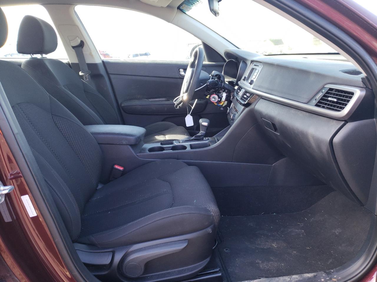 Photo 5 from auction – 2016 KIA OPTIMA LX with VIN 5XXGT4L30GG102068