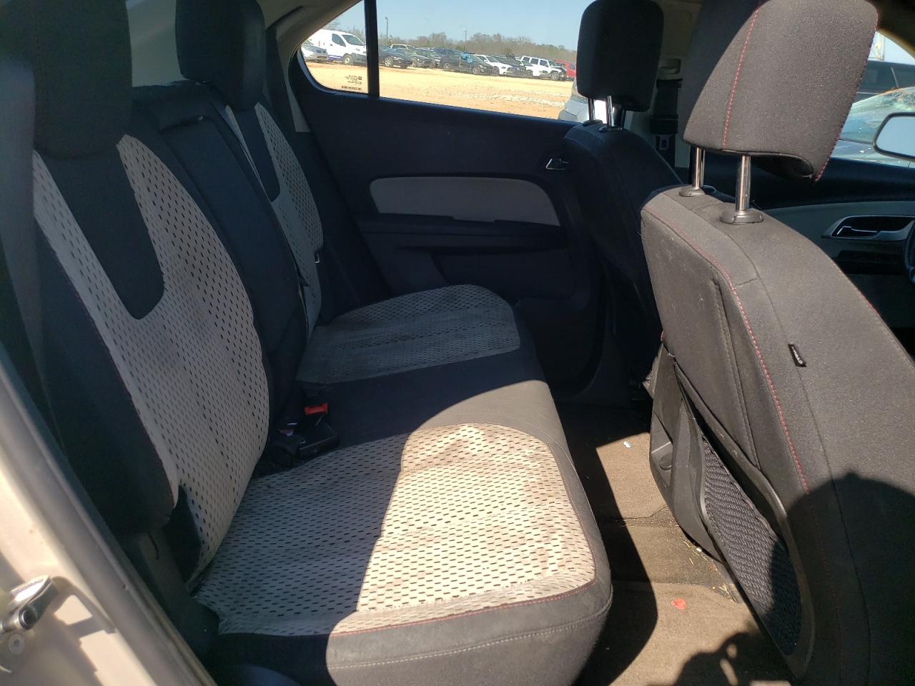Photo 6 from auction – 2011 CHEVROLET EQUINOX LS with VIN 2CNALBEC3B6400943