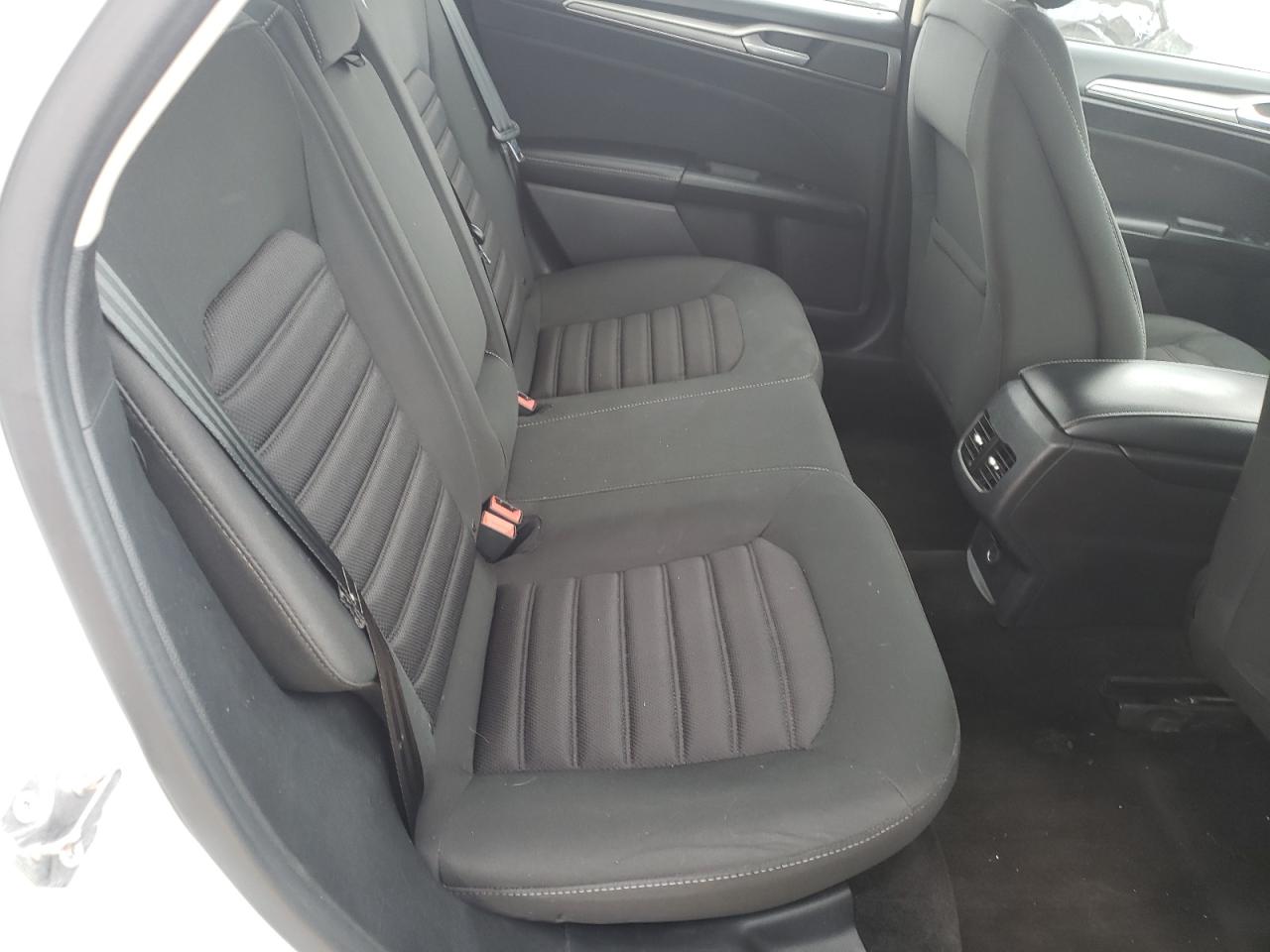 Photo 6 from auction – 2018 FORD FUSION SE with VIN 3FA6P0H79JR123729